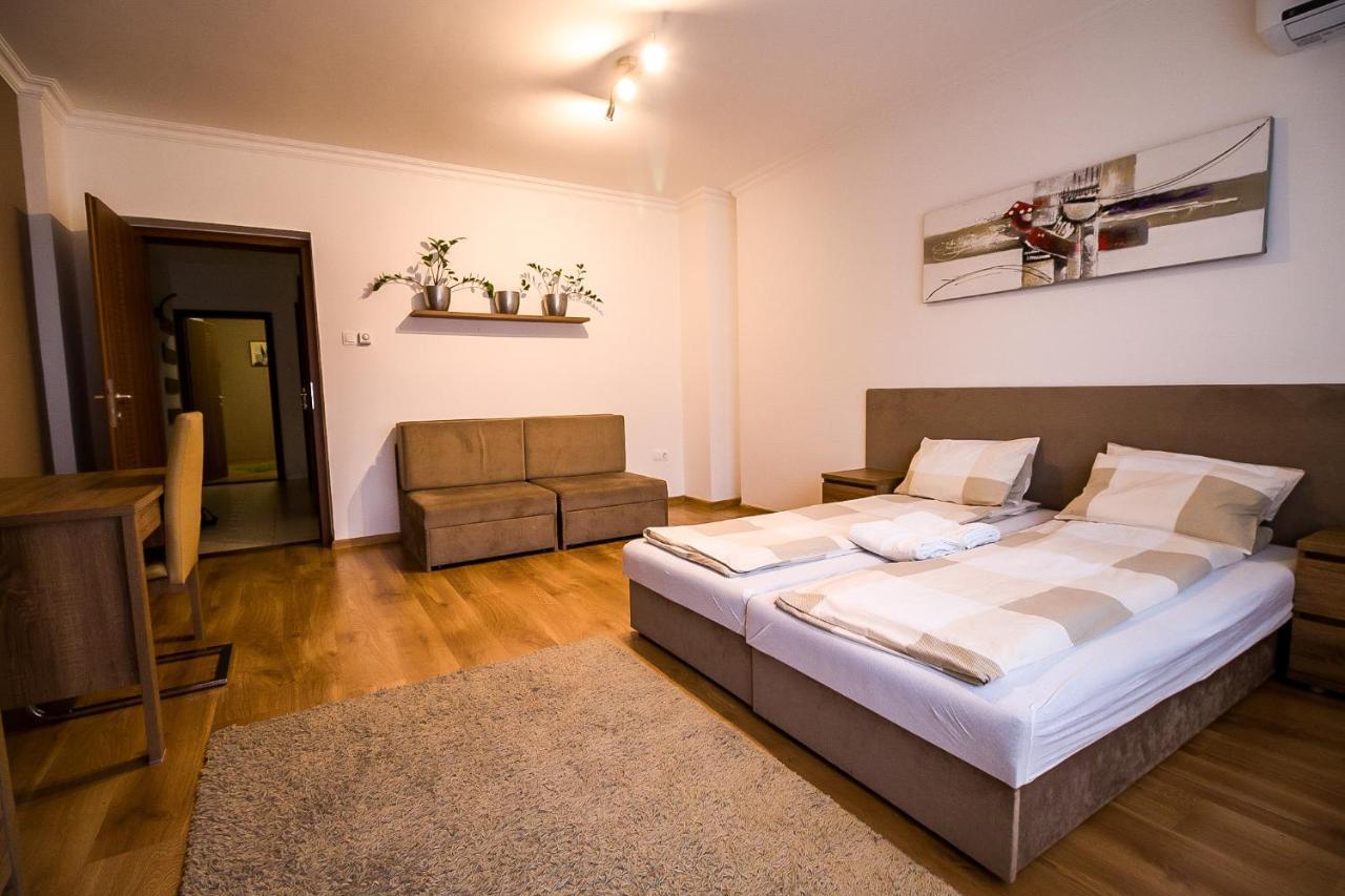 Thermal Next II Weninger Apartman Kiskunhalas Zewnętrze zdjęcie