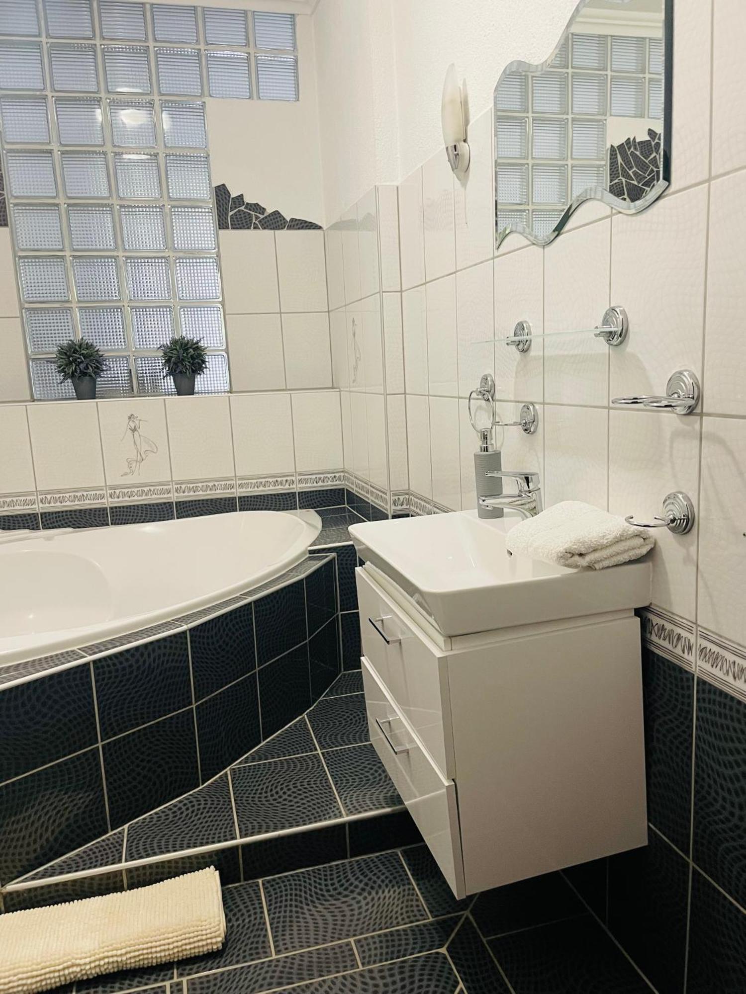 Thermal Next II Weninger Apartman Kiskunhalas Zewnętrze zdjęcie